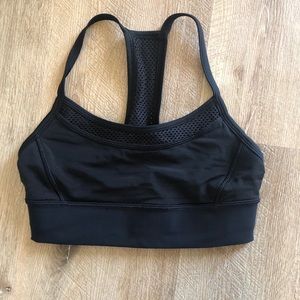 Black lululemon sports bra